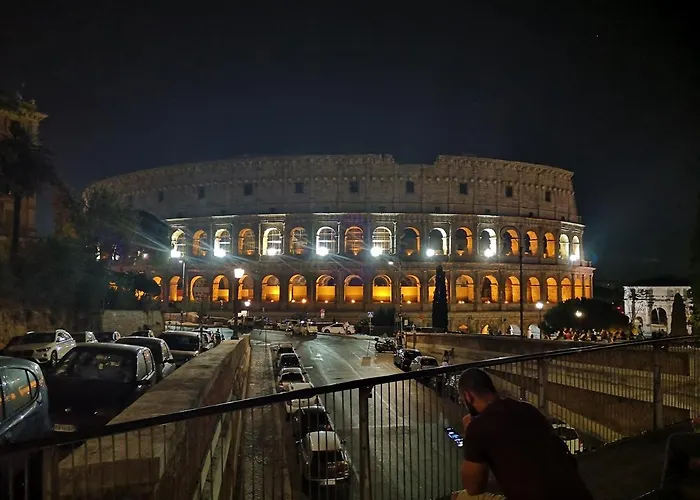 Superattico Sul Colosseo Апартаменты Рим